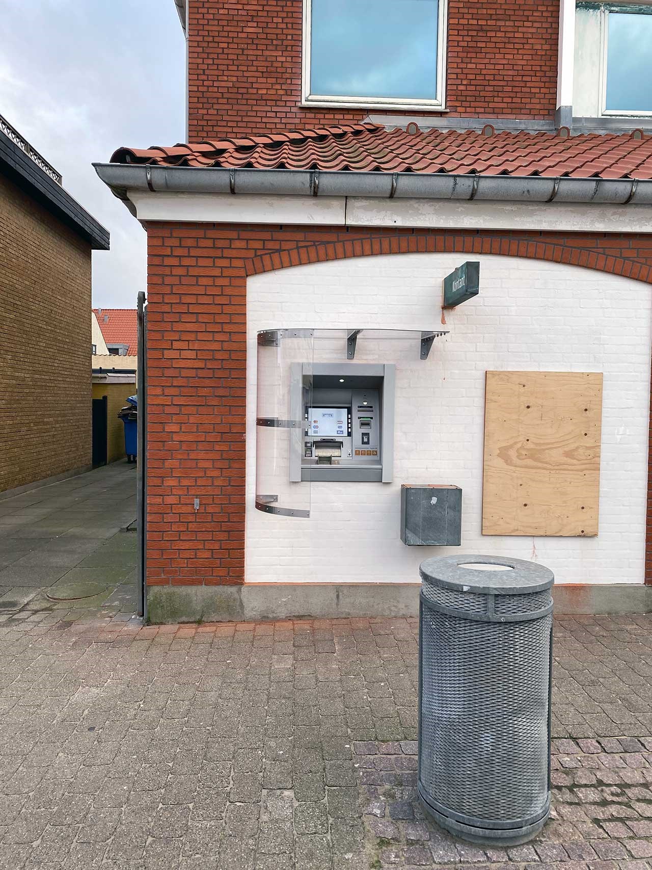 Nordjyske-Bank-automat.jpg